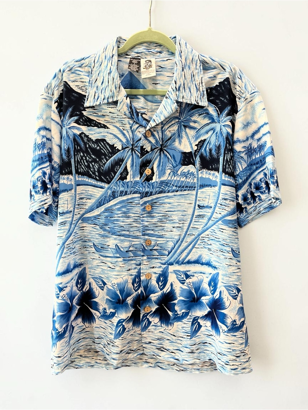 Kennington monochroamtic blue Hawaiian Tiki button down shirt-L